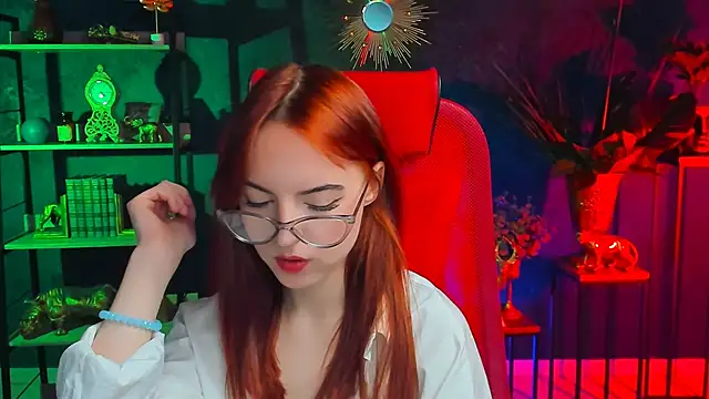 Snapshot of evanellson chatting on January 2025 12:32:02 PM evanellson online show from January 2025 12:32:02 PM