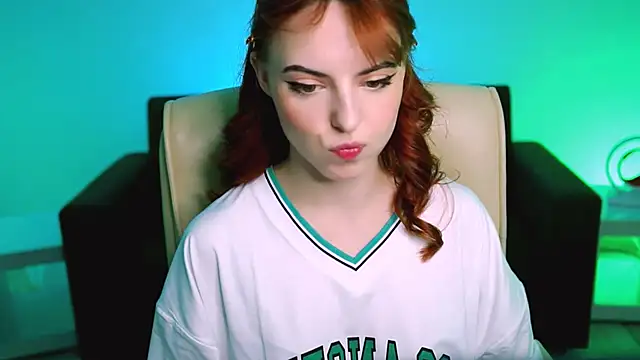 Snapshot of evanellson chatting on March 2025 03:38:02 PM evanellson online show from March 2025 03:38:02 PM