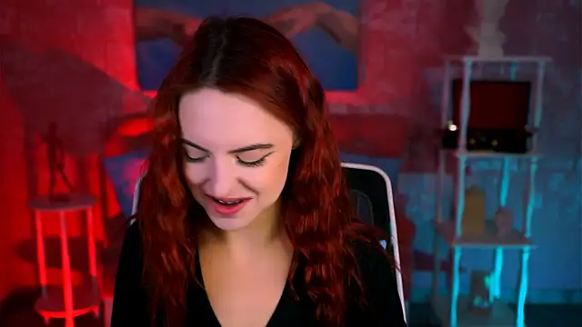 Snapshot of evanellson chatting on September 2025 12:05:01 PM evanellson online show from September 2025 12:05:01 PM