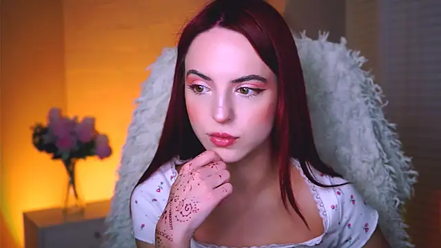 Snapshot of evanellson chatting on September 2025 12:10:02 PM evanellson online show from September 2025 12:10:02 PM