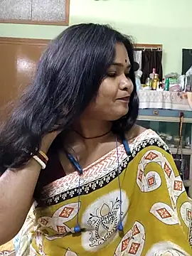 yoursweety09 online show from February 2026 05:38:01 AM