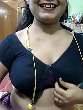 Snapshot of yoursweety09 chatting on July 2026 02:12:01 PM yoursweety09 online show from July 2026 02:12:01 PM