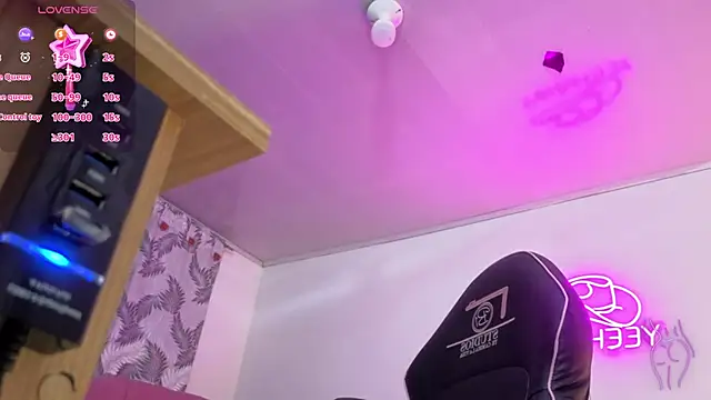 Laylafoxy tay online show from February 2026 03:10:02 AM