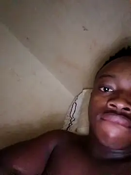 Snapshot of SetsoMotswiri chatting on September 2025 10:47:01 PM SetsoMotswiri online show from September 2025 10:47:01 PM