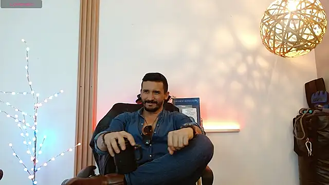 Reiko 85  online show from January 2026 07:28:02 PM