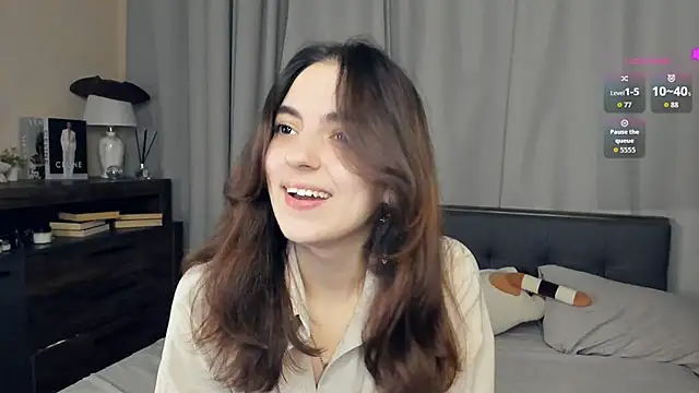 DracosMoon online show from October 2025 07:07:02 AM