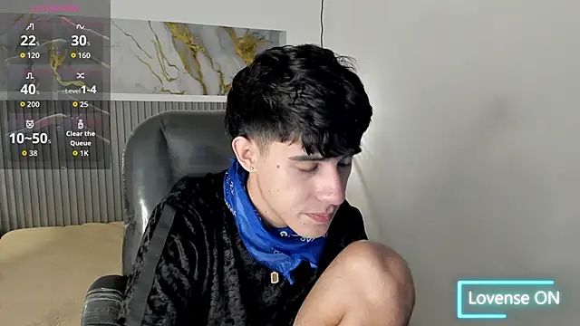 Dyla n18 online show from April 2026 08:23:01 PM