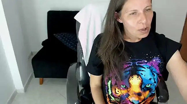 Milf karlye online show from December 2024 07:33:02 AM