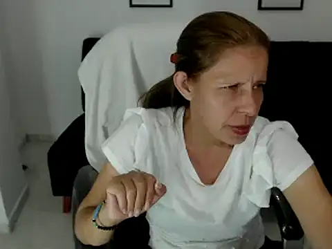 Milf karlye online show from February 2025 05:26:02 AM