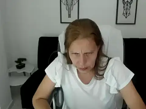 Milf karlye online show from March 2025 12:53:01 AM