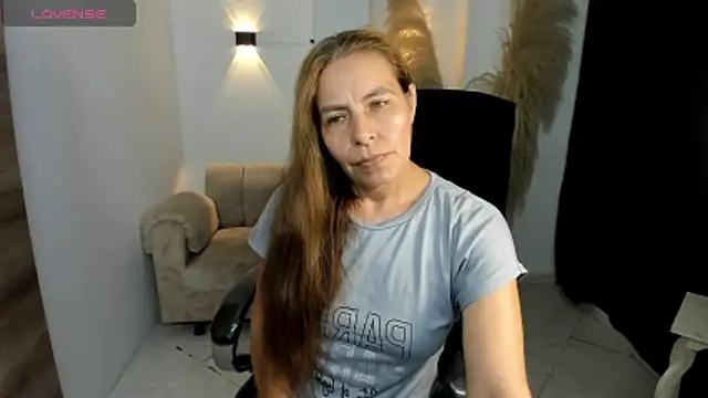 Milf karlye online show from February 2026 04:19:01 AM