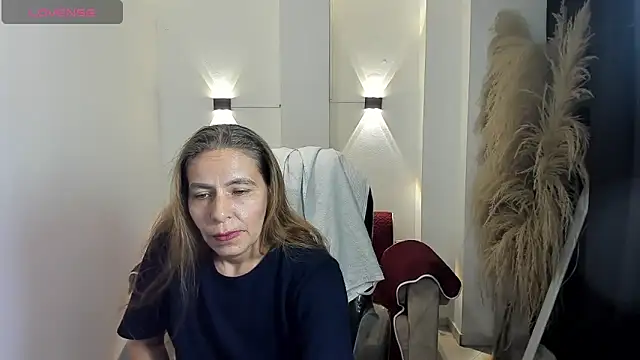 Snapshot of Milf_karlye chatting on June 2026 02:49:01 AM Milf karlye online show from June 2026 02:49:01 AM