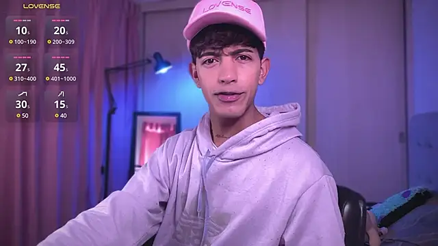 Snapshot of teobowny_ chatting on January 2025 01:25:02 PM teobowny online show from January 2025 01:25:02 PM