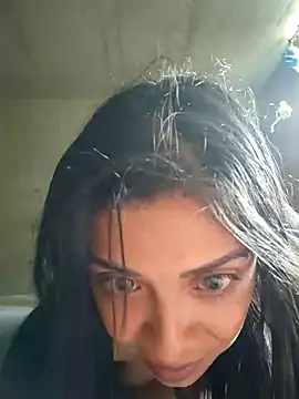 Vanessagirld online show from December 2024 06:58:02 PM