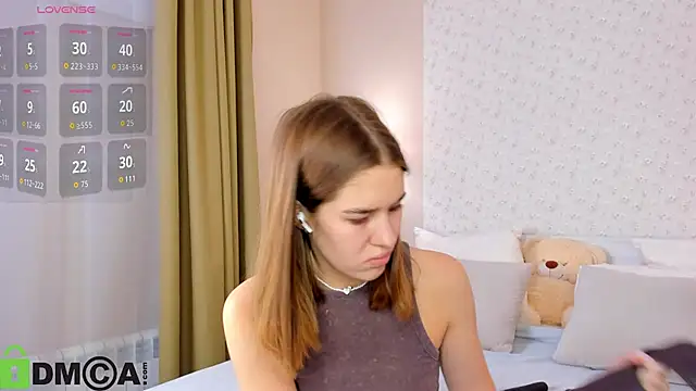 Jennifer Wadee online show from January 2026 11:25:01 PM