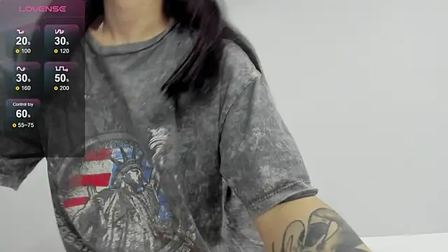 aenie online show from December 2024 12:06:02 PM