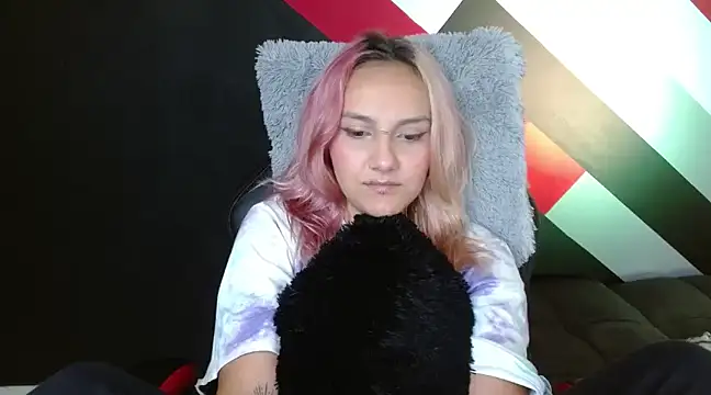 Alterego1   online show from January 2025 08:48:01 PM