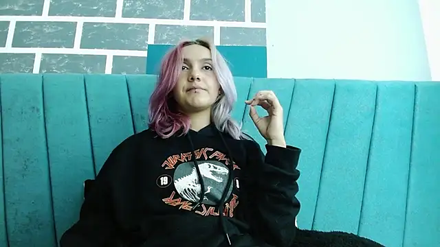 Alterego1   online show from November 2025 04:21:02 PM