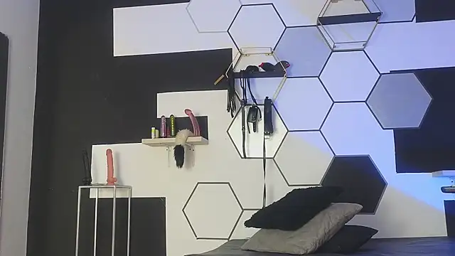 haileycat online show from January 2025 07:41:01 AM