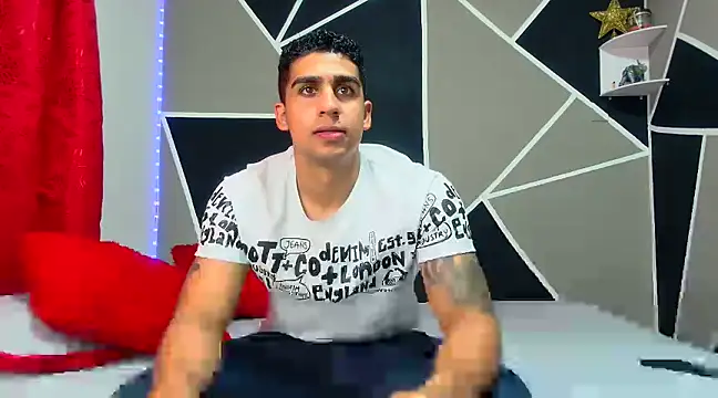 Snapshot of astrom_greyy chatting on January 2025 08:37:02 PM astrom greyy online show from January 2025 08:37:02 PM