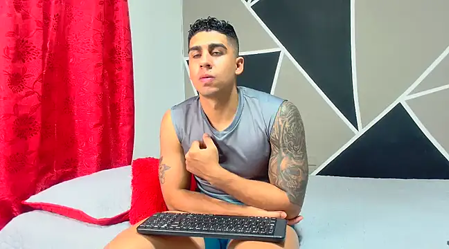 Snapshot of astrom_greyy chatting on January 2025 09:51:02 PM astrom greyy online show from January 2025 09:51:02 PM