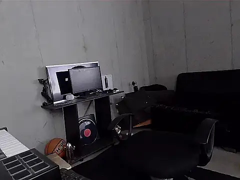 patrik tattoo  online show from February 2026 04:22:02 PM