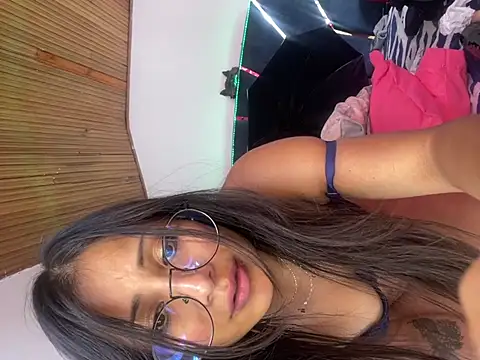 Jade Zephyra online show from February 2025 11:53:02 PM