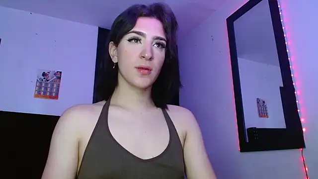 Triana Damelio online show from November 2025 01:11:01 PM