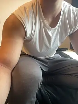 YU-KI00 online show from March 2026 03:21:01 AM