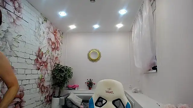 Cutie Asya online show from October 2025 04:45:01 AM