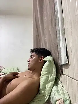 Oliver8 online show from December 2024 01:25:01 AM