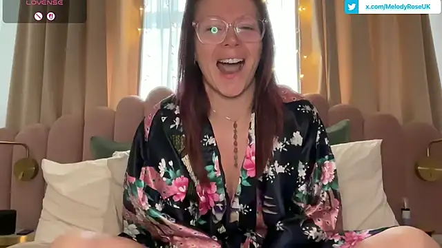 MelodyRoseUk online show from February 2026 12:31:01 PM