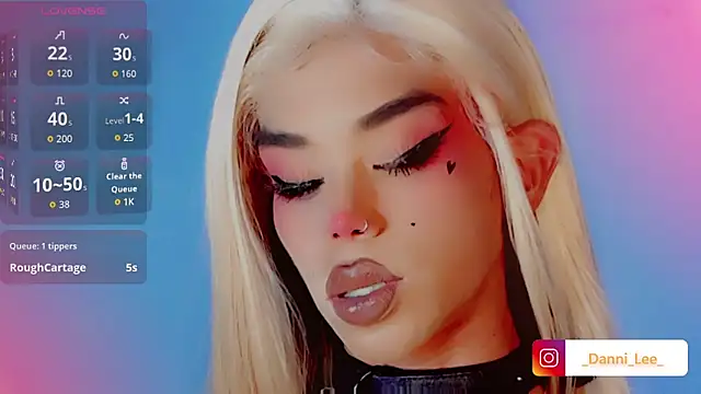 DanniLee  online show from November 2025 11:26:02 PM