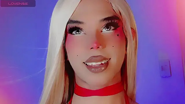 DanniLee  online show from November 2025 11:08:02 PM