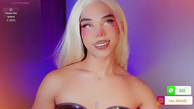 Snapshot of DanniLee_ chatting on February 2026 08:27:01 PM DanniLee online show from February 2026 08:27:01 PM