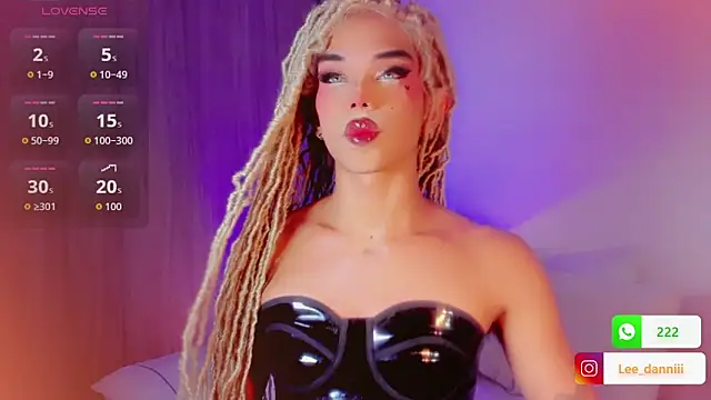 DanniLee  online show from March 2026 07:07:02 PM