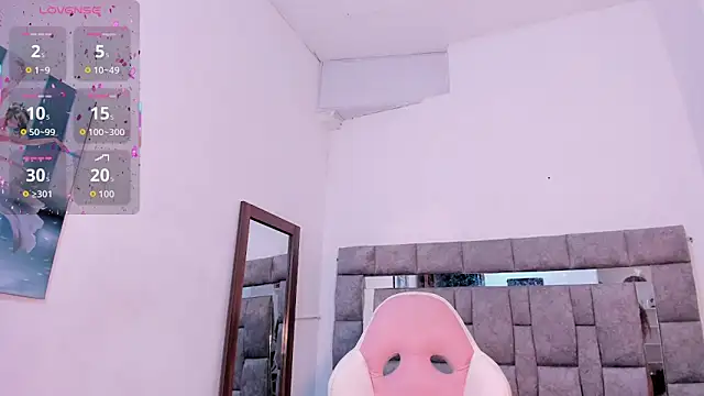 zulyjones online show from October 2025 11:51:02 AM