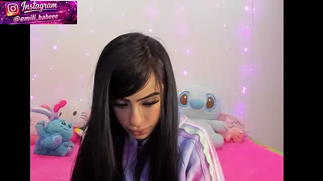 Snapshot of tamy_ian chatting on May 2026 06:11:01 AM tamy ian online show from May 2026 06:11:01 AM
