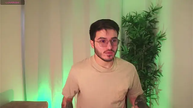 Tony Wylie online show from April 2026 02:44:02 PM