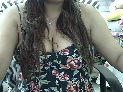 Snapshot of Bold_Pooja chatting on May 2026 10:36:01 AM Bold Pooja online show from May 2026 10:36:01 AM