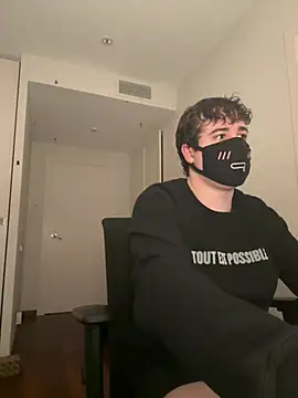 Snapshot of Your_femboy24 chatting on January 2025 07:12:01 PM Your femboy24 online show from January 2025 07:12:01 PM