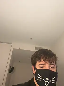 Snapshot of Your_femboy24 chatting on January 2025 08:17:01 PM Your femboy24 online show from January 2025 08:17:01 PM