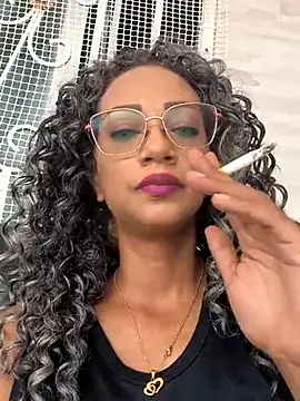 Amaliu  online show from February 2025 07:47:01 PM