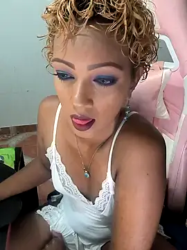 Amaliu  online show from October 2025 01:56:02 PM