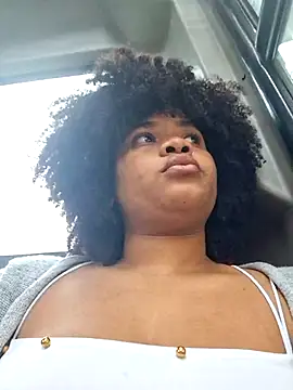 Snapshot of DANIELA_MICHEL chatting on February 2025 10:47:01 PM DANIELA MICHEL online show from February 2025 10:47:01 PM