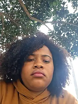 Snapshot of DANIELA_MICHEL chatting on February 2025 05:21:02 PM DANIELA MICHEL online show from February 2025 05:21:02 PM