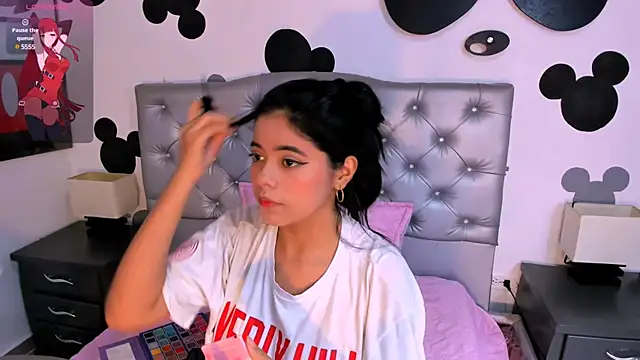  18alice online show from March 2025 03:58:02 AM