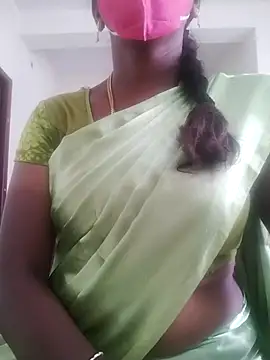 Snapshot of Preethytamilsexy chatting on September 2025 04:39:02 AM Preethytamilsexy online show from September 2025 04:39:02 AM