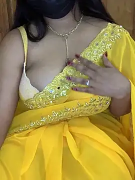 Snapshot of Doodhwaali chatting on January 2025 04:17:02 PM Doodhwaali online show from January 2025 04:17:02 PM