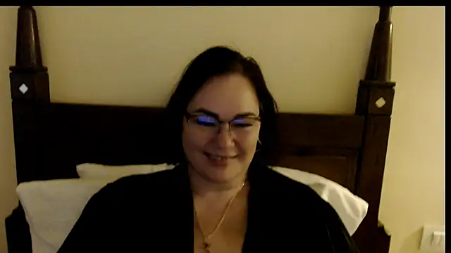 Nora Star online show from February 2026 03:33:02 PM